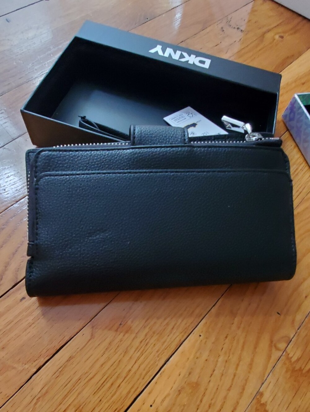 DKNY Black Pebbled Leather Wristlet Wallet with Removable Strap - Picture 6 of 9